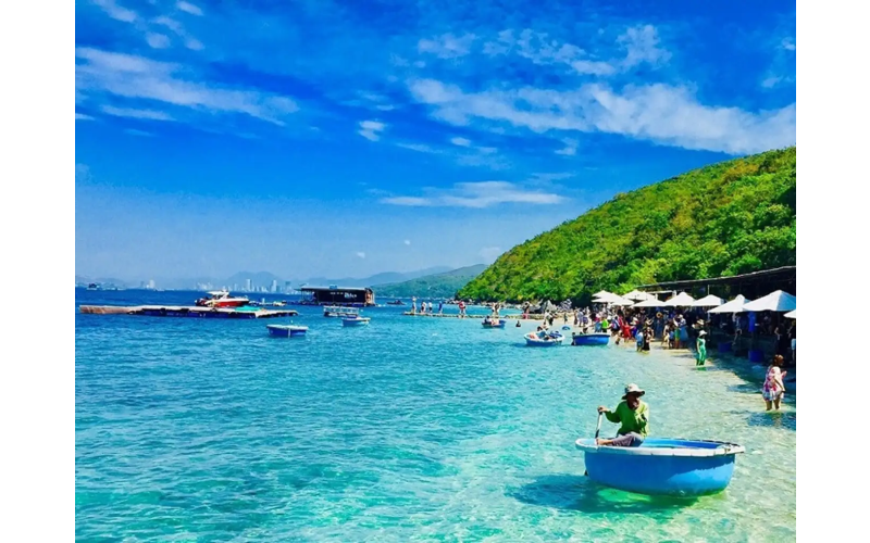 NHA TRANG – VỊNH SAN HÔ