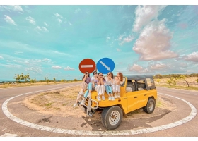 PHAN THIẾT - BIỂN XANH VẪY GỌI 
