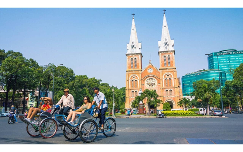 HO CHI MINH CITY 1/2 DAY (MORNING)