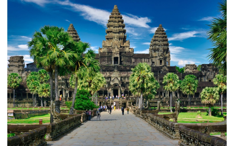 SIEM REAP – PHNOM PENH